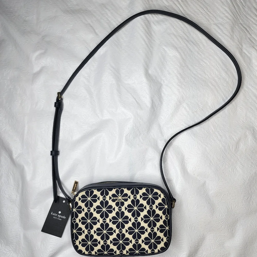 Kate Spade Crossbody Signature Purse Mini Camera Bag Navy Blue Spade Flower NEW